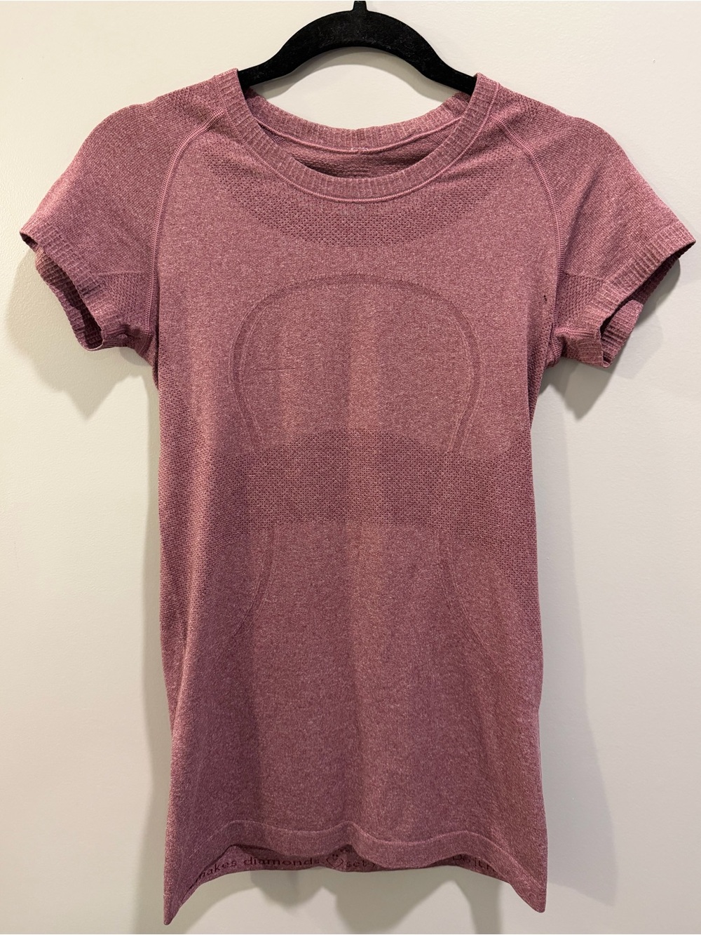 Lululemon Hip Length Swiftly Tech Top Mauve Red / Purple Size 6